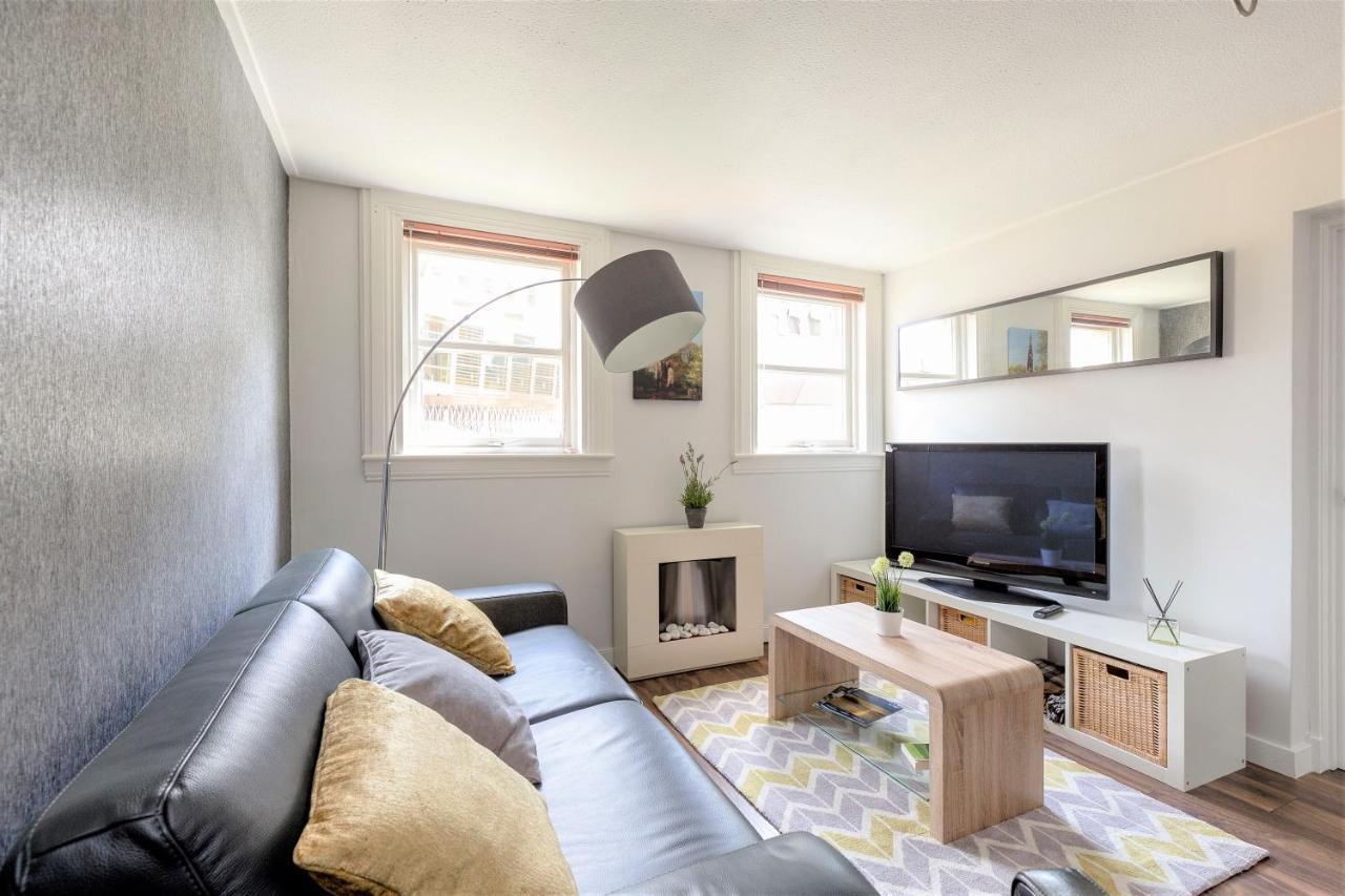 Stunning 1 Bed At Holyrood Palace & Arthurs Seat Edimburgo Exterior foto